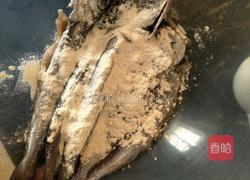炸鱼的做法图解2