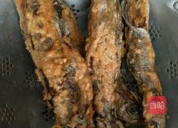 炸鱼的做法图解6