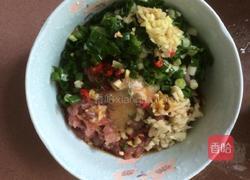 香菇酿瘦肉的做法图解1