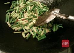 蒜苔炒荷包蛋的做法图解5