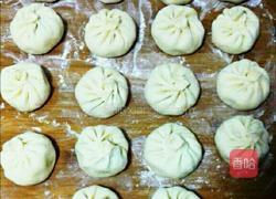 茼蒿肉包子的做法图解6