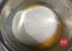 芝麻椰蓉蛋糕卷的做法图解3