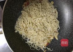 杏鲍菇炒面的做法图解7