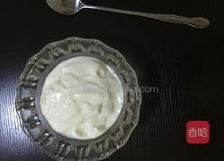 草莓酸奶的做法图解2