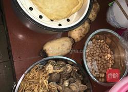 香菇木耳莲藕焖豆腐张的做法图解1