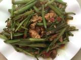 水芹菜炒肉