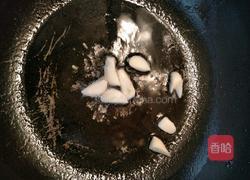 豌豆炒酸菜的做法图解1