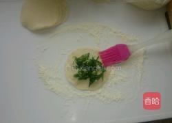 葱花油饼（懒人做法）的做法图解2