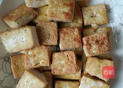 香菇肉末烧豆腐的做法图解2