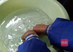 鸡蛋披萨的做法图解1
