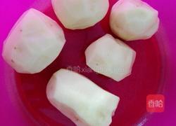 土豆粒炒肉的做法图解1