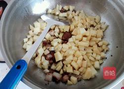 土豆粒炒肉的做法图解7
