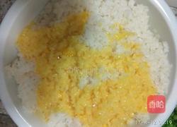 五彩炒饭的做法图解3