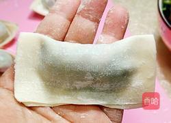 元宝馄饨～青菜鲜肉虾粒馅的做法图解7