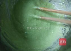 菠菜汁煎饼的做法图解5