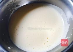 香蕉牛奶松饼的做法图解3