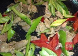 大球盖菇炒肉的做法图解10