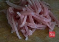榨菜炒肉丝的做法图解1