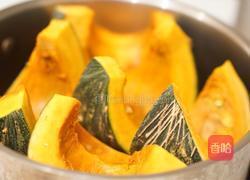 咸香南瓜饼的做法图解2
