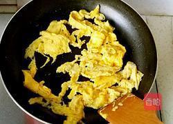 韭菜炒鹅蛋的做法图解3