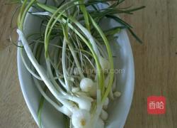 小根蒜拌豆腐的做法图解2