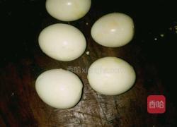 虎皮尖椒蛋的做法图解1