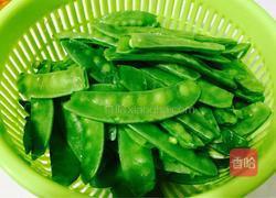 墨鱼炒荷兰豆的做法图解3