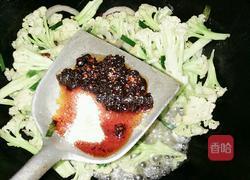 老干妈炒菜花的做法图解4