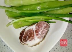 莴笋肉片汤的做法图解1