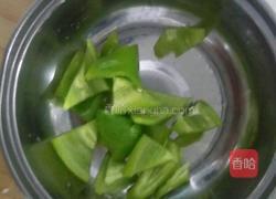 尖椒土豆片的做法图解2