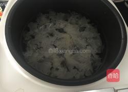 红枣银耳羹（电饭煲版）的做法图解4