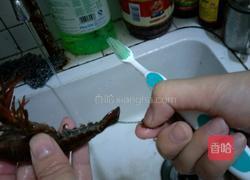 鲜香麻辣小龙虾哟的做法图解2