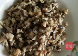 鸡肉香菇洋葱饺子馅的做法图解2