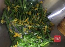 清炒黄瓜苗的做法图解4