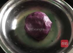 紫薯蛋黄酥的做法图解3