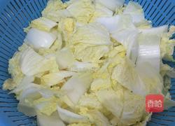 酸辣白菜的做法图解1