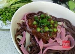 特色炸酱面的做法图解8