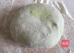 绿玫瑰花卷的做法图解5