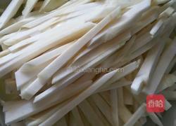 茭白炒肉丝的做法图解2