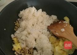 菠萝炒饭的做法图解11