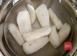 马蹄莲子炖木耳的做法图解2