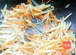 两丝炒鸡肉的做法图解19