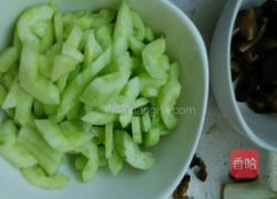 黄瓜炒虾仁的做法图解4