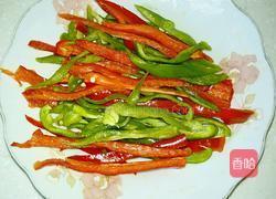 辣椒丝炒鸡爪筋的做法图解3