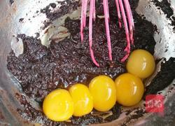 蜂蜜巧克力可可戚风蛋糕的做法图解4