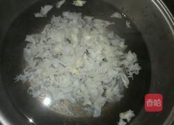 雪耳紫薯糖水的做法图解2
