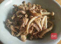 三菇炒肉片的做法图解15