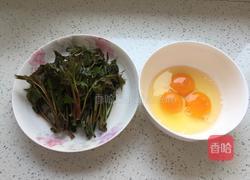 香椿鸡蛋饼的做法图解1