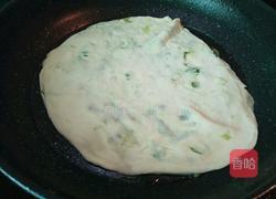 老屋私房菜饺子皮葱油饼的做法图解5