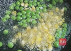 什锦炒饭的做法图解3
